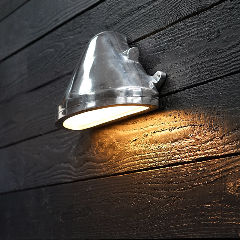 Battleship Deck-Wash Aluminium Bulkhead Light Trinity Marine