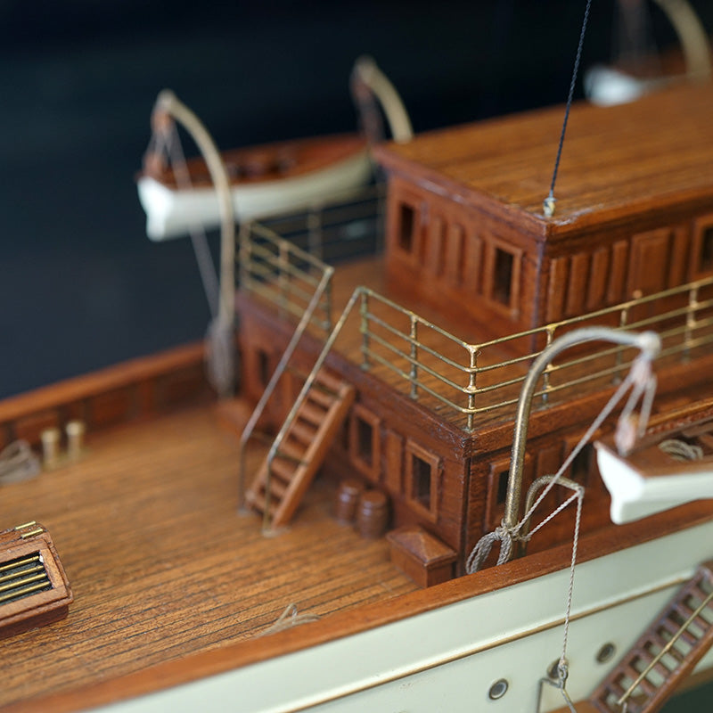 Large Exhibition Grade Model of Liptons Steam Yacht ‘Erin’ Trinity Marine