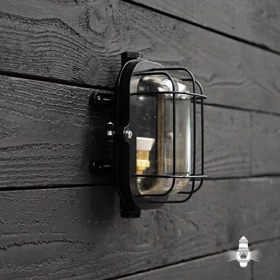 MV Saga Wave Black Lozenge Bulkhead Trinity Marine