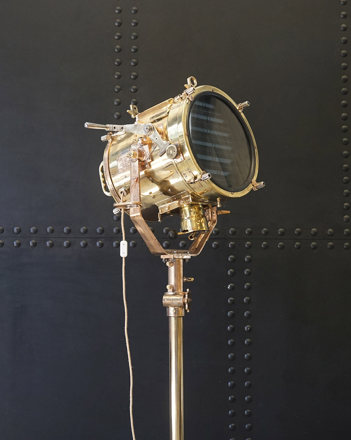 15in Francis Signalling Light Ex RFA Gold Rover Trinity Marine