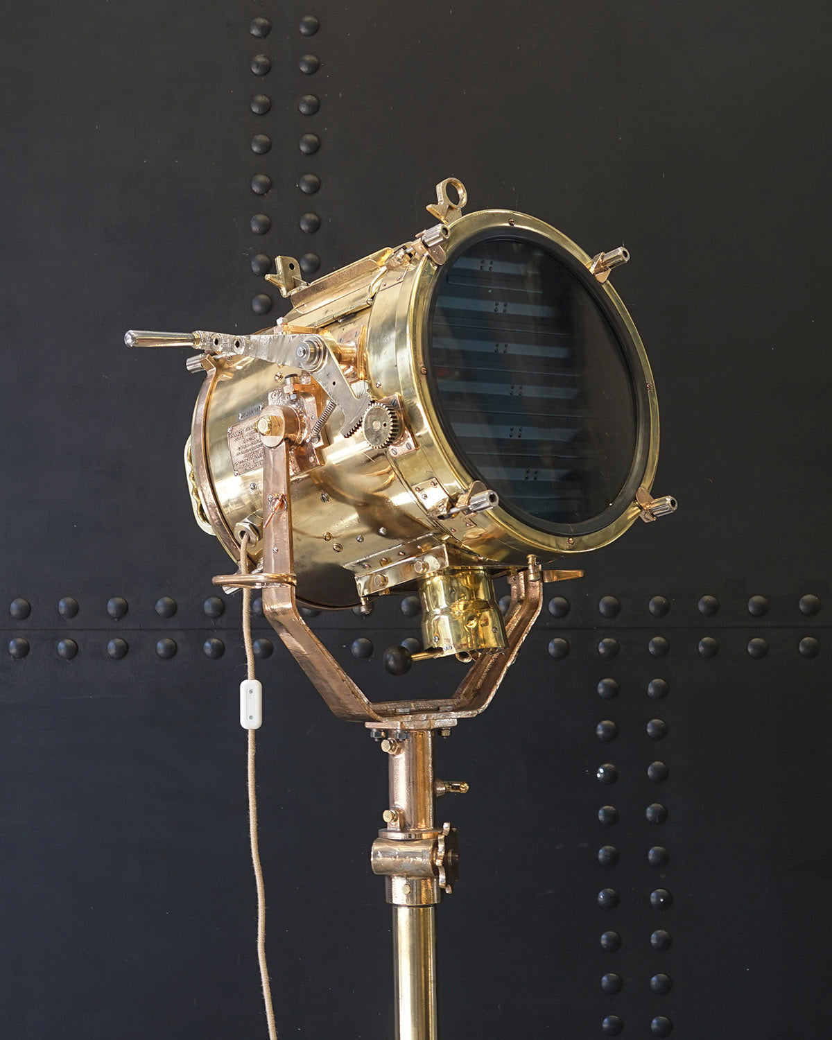 15in Francis Signalling Light Ex RFA Gold Rover Trinity Marine