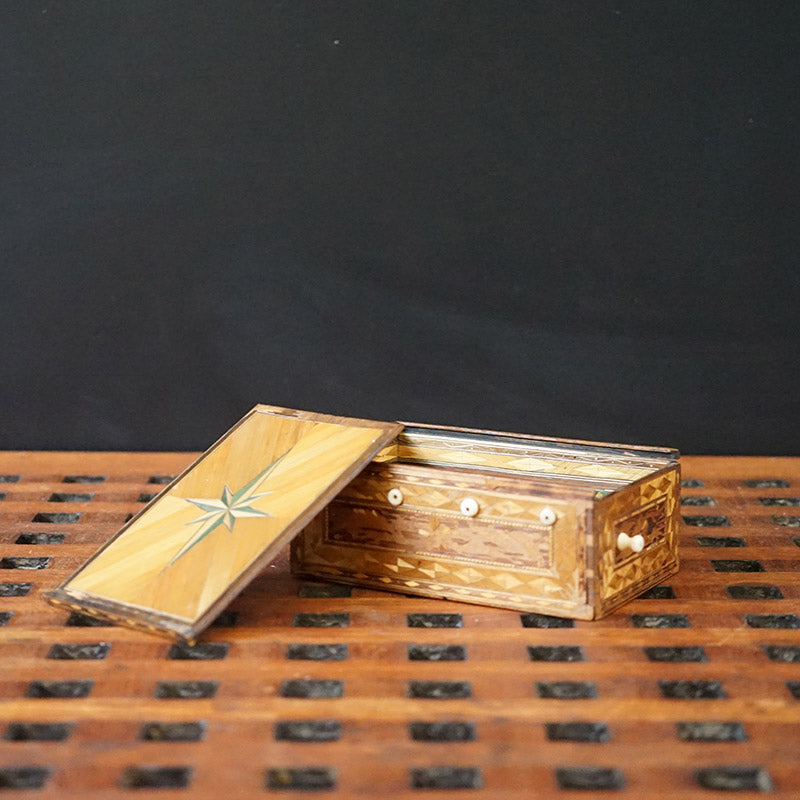 19th c. Prisoner of War Straw Sewing Box Trinity Marine