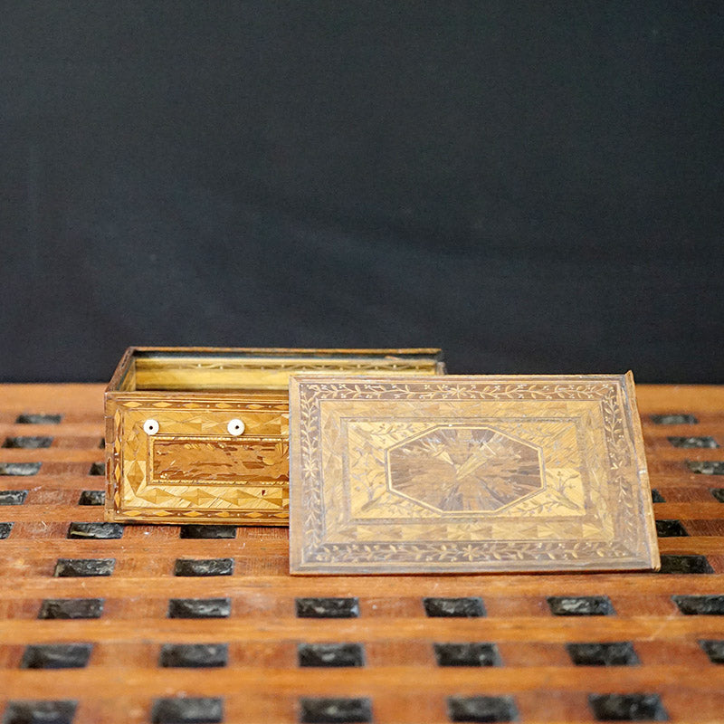 19th c. Prisoner of War Straw Sewing Box Trinity Marine