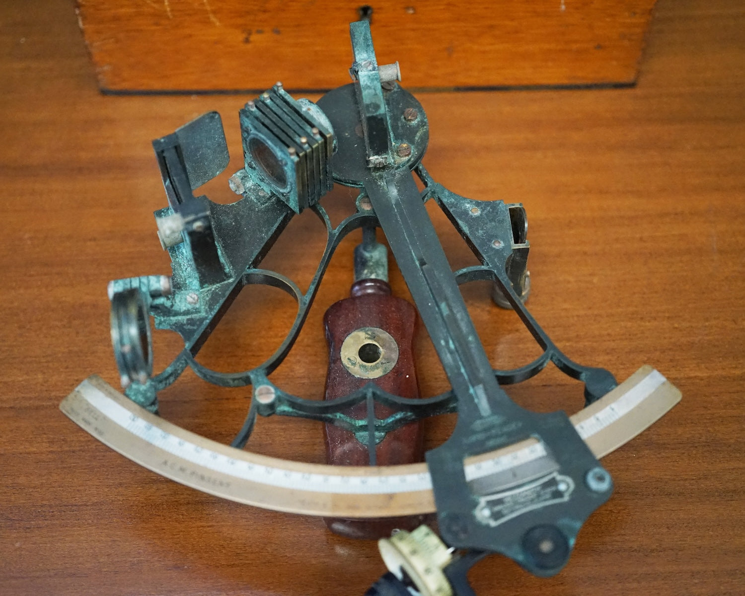 Heath & Co. Bell Pattern Marine Sextant – Post War Trinity Marine