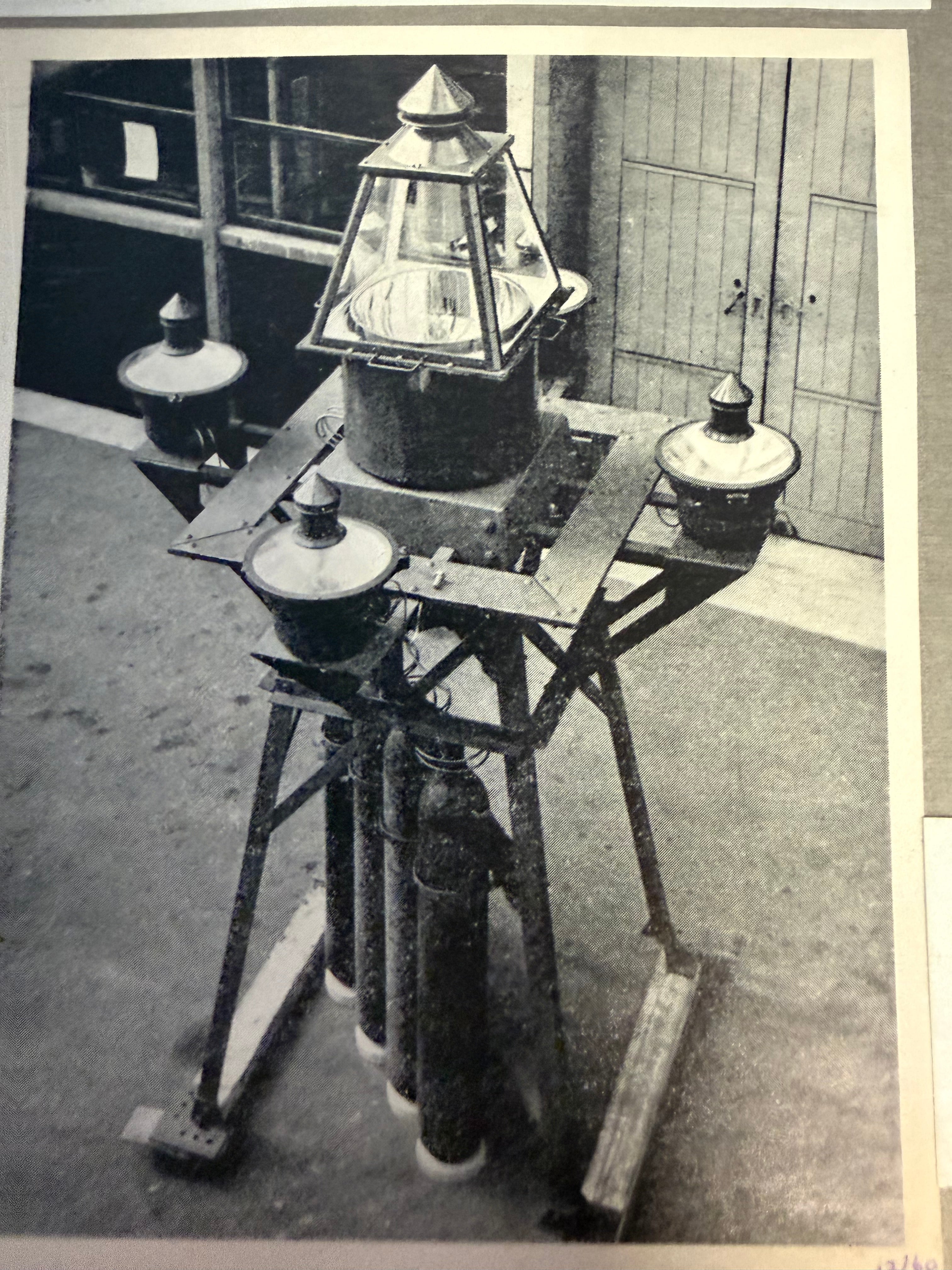 AGA Aerial Beacon – Air Ministry Pattern Trinity Marine