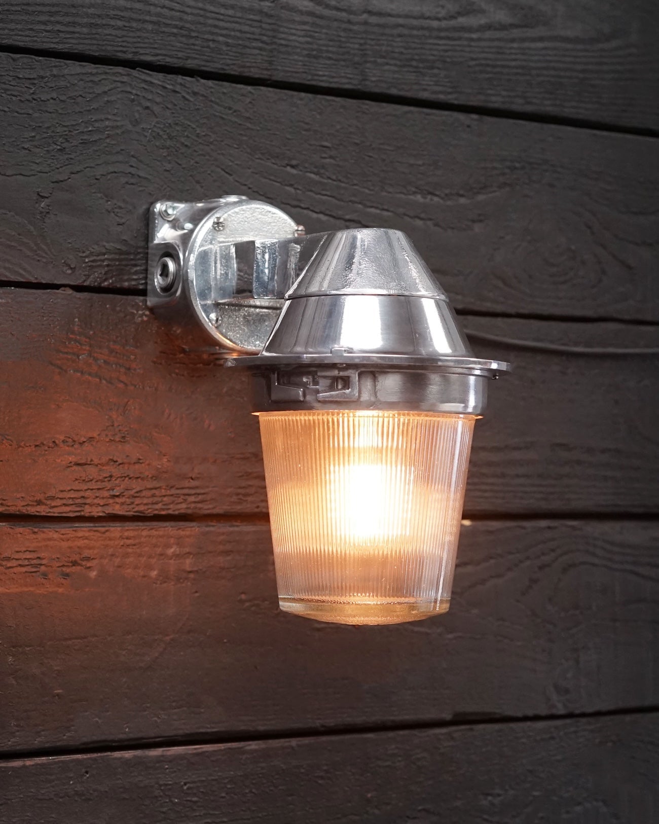 Holophane Explosion Wall Lights Trinity Marine