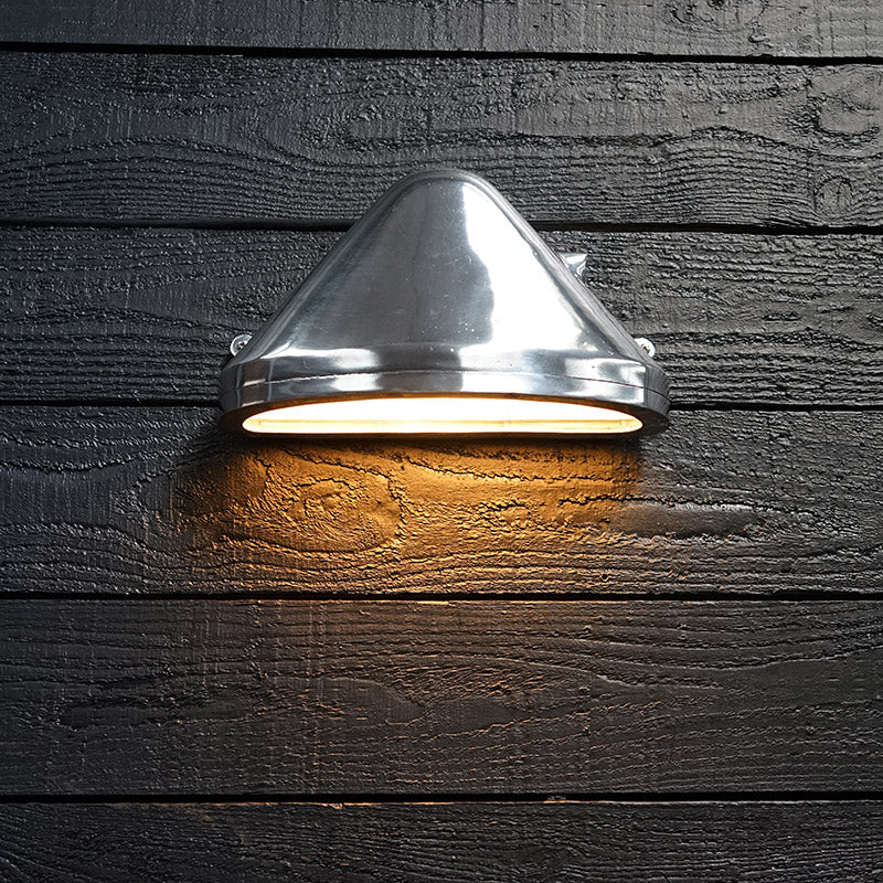 Battleship Deck-Wash Aluminium Bulkhead Light Trinity Marine