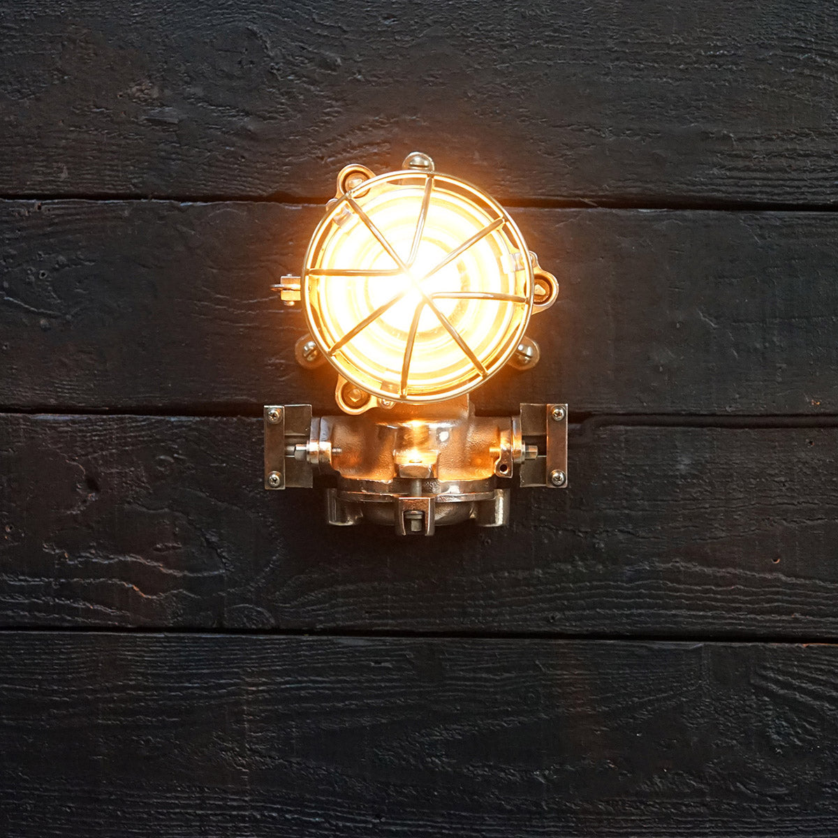 Cast Bronze Kokosha Wall Light (Copy) Trinity Marine