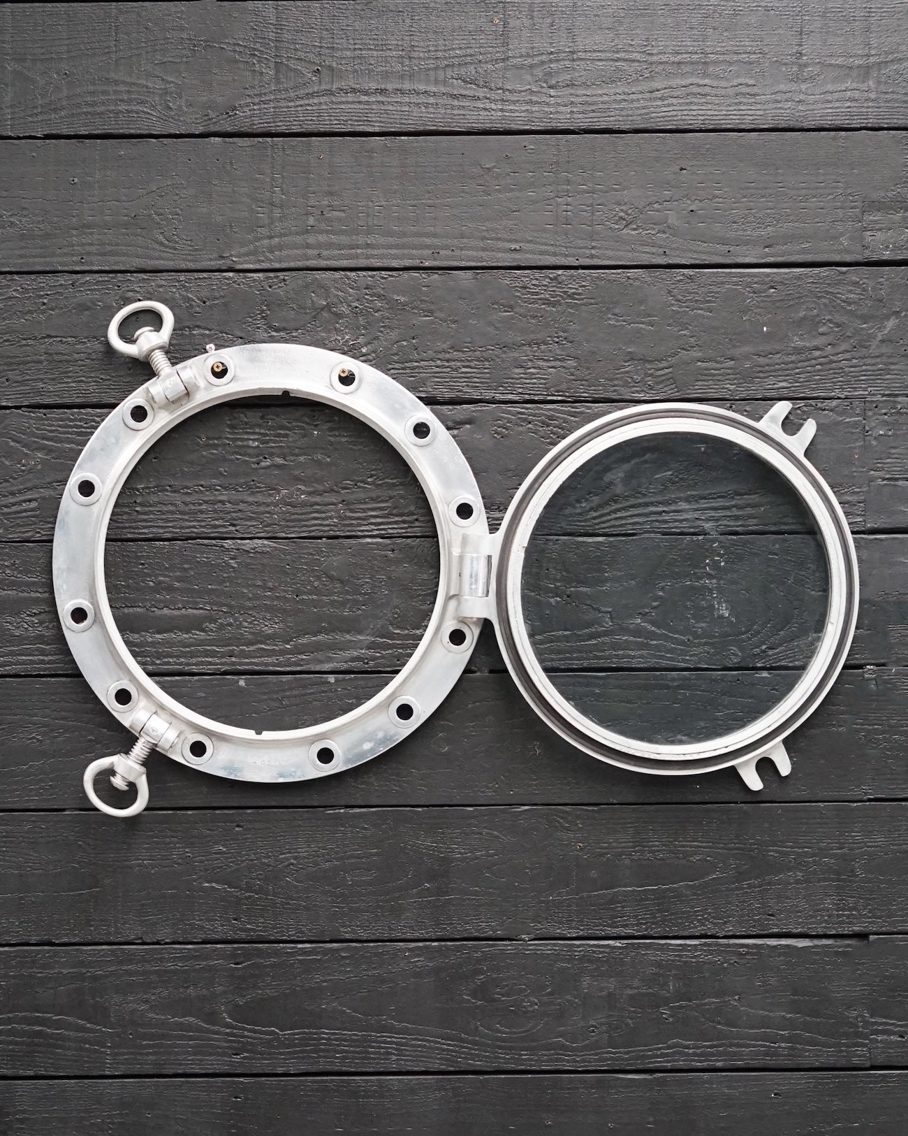 MV Orient Well Opening Aluminium Porthole - 19in Trinity Marine