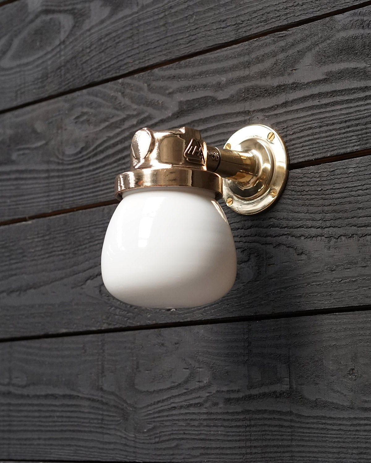 Deutsche Marine Outdoor Light - Opaque Glass Trinity Marine