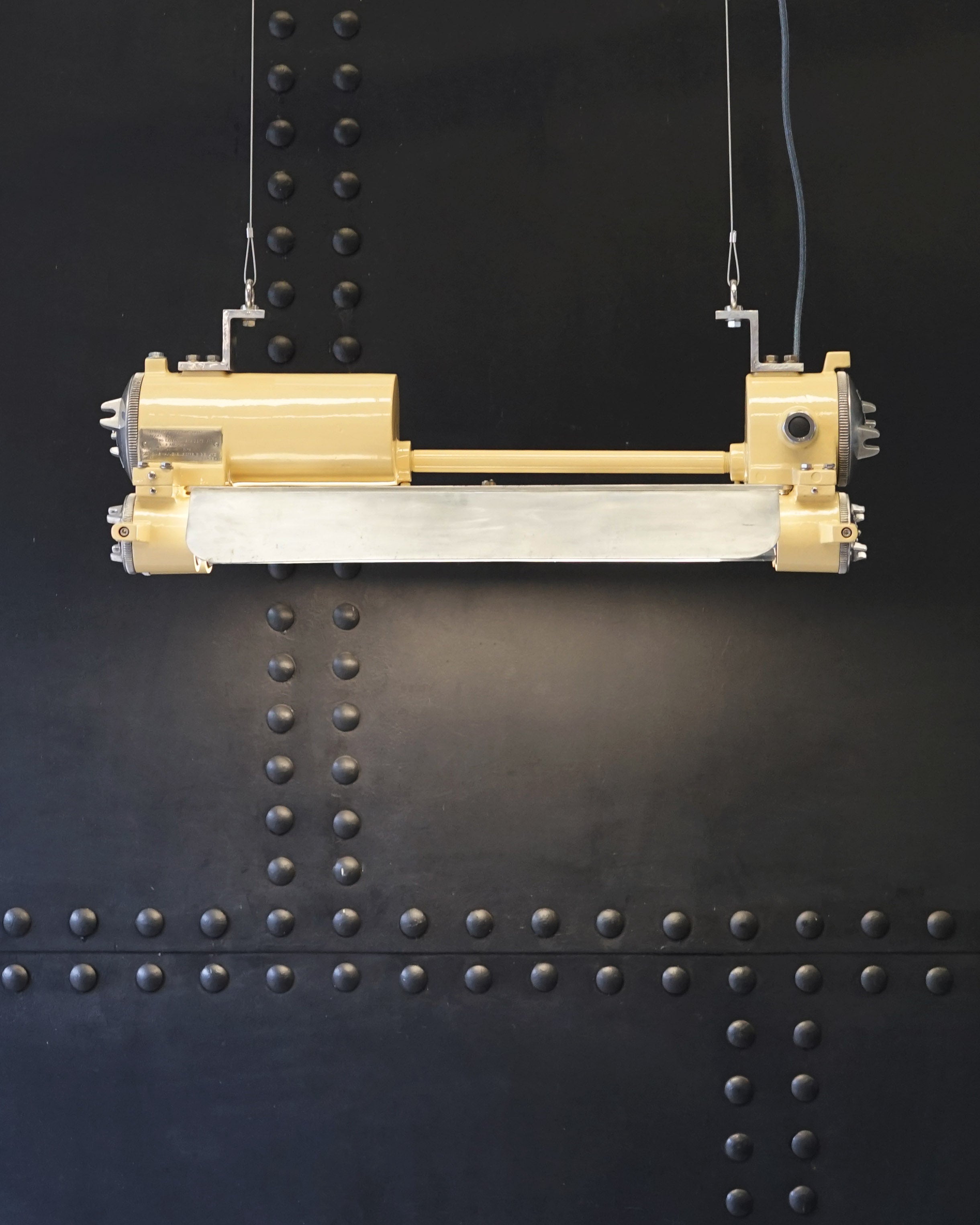 Explosion Double Tube Light Beige Sand Trinity Marine