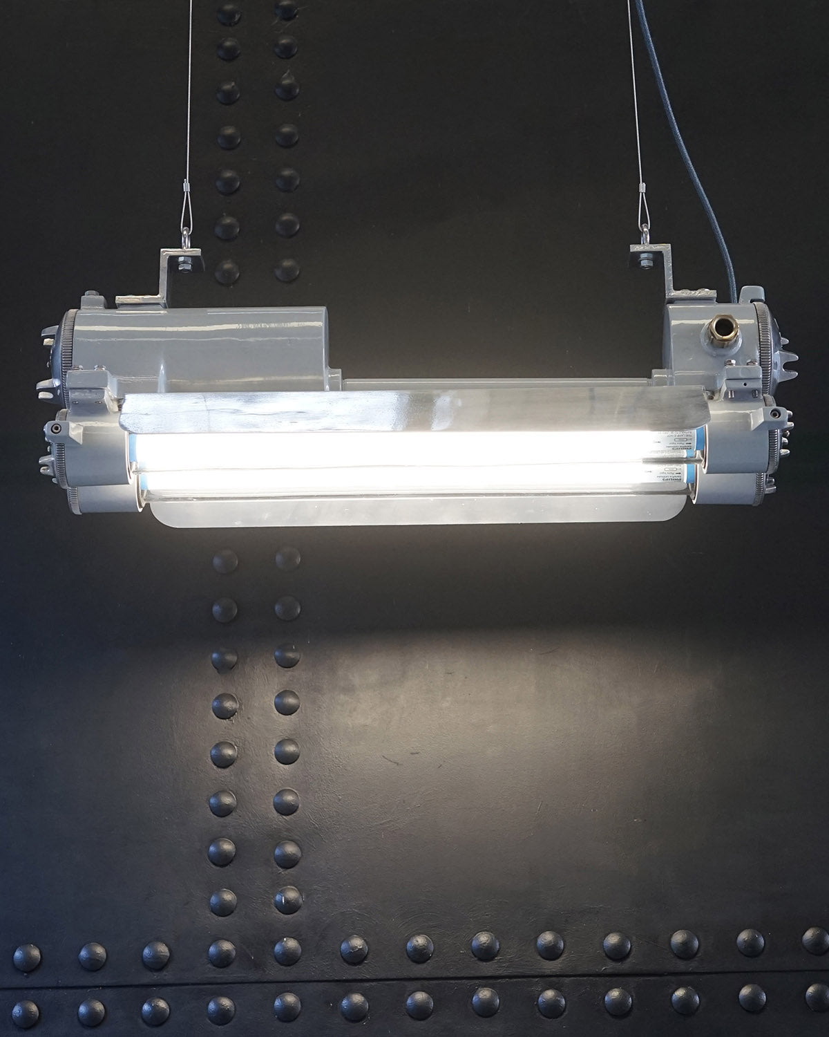 Explosion Double Tube Light Nardo Grey Trinity Marine