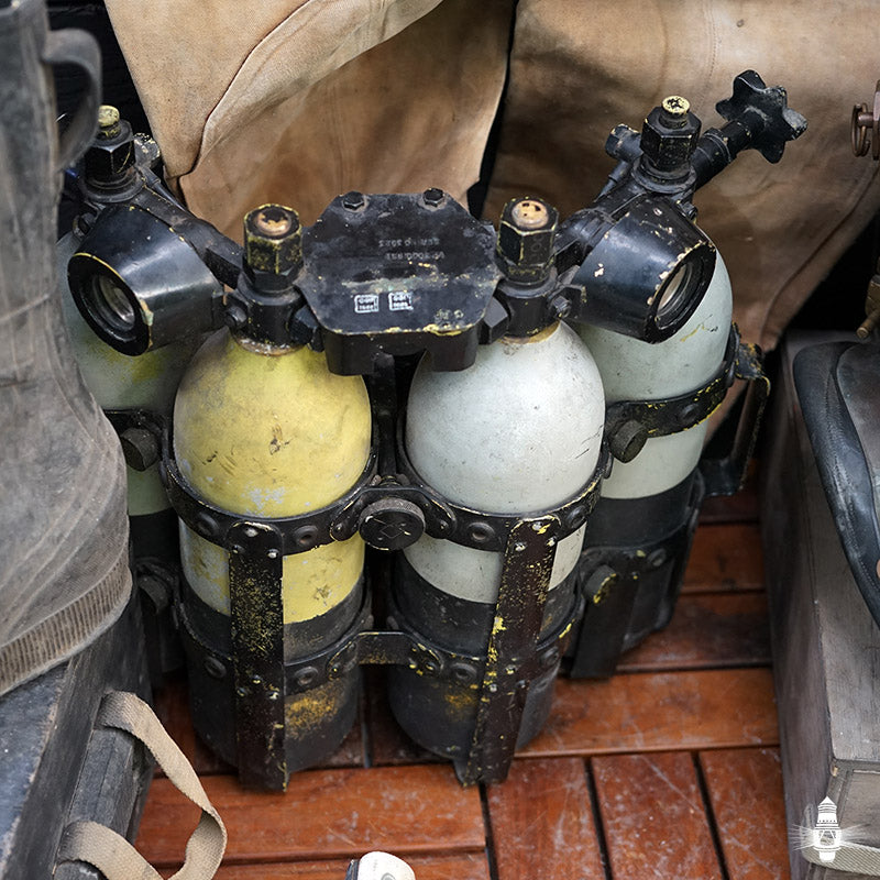 Extremely Rare Complete Heinke Mine Recovery Outfit Trinity Marine