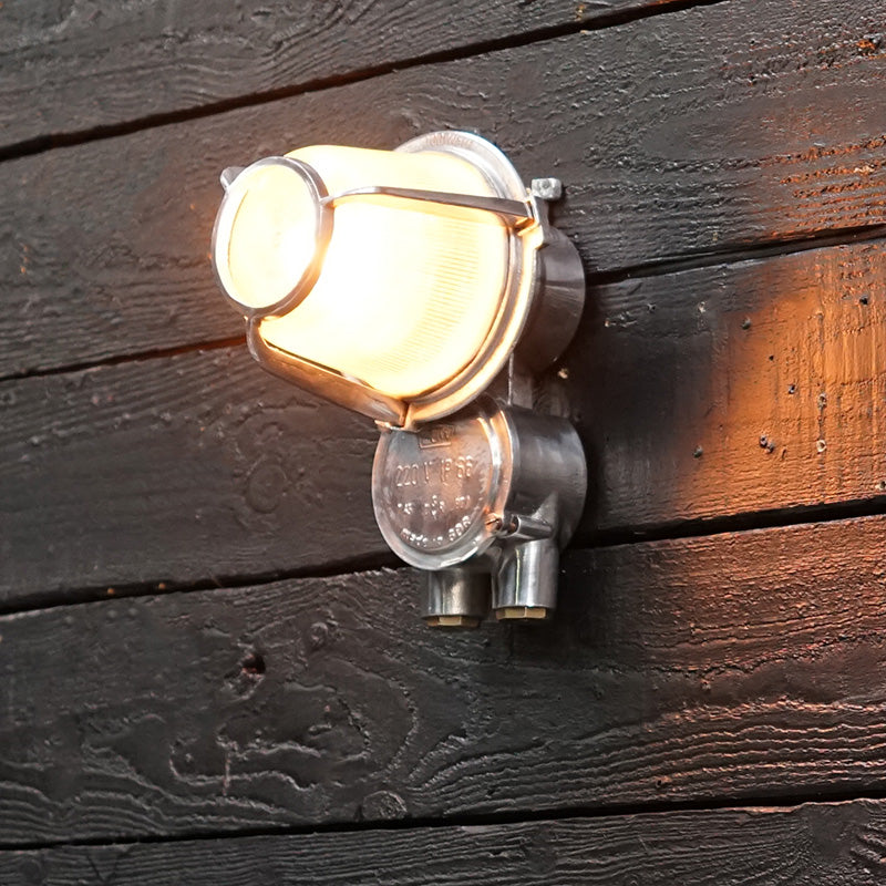 GDR Aluminium Ships Bulkhead Light - EOW Trinity Marine