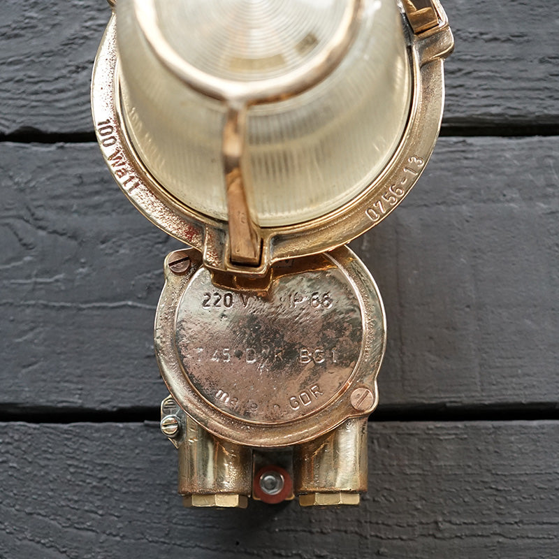 GDR Bronze Ships Bulkhead Light – EOW Trinity Marine