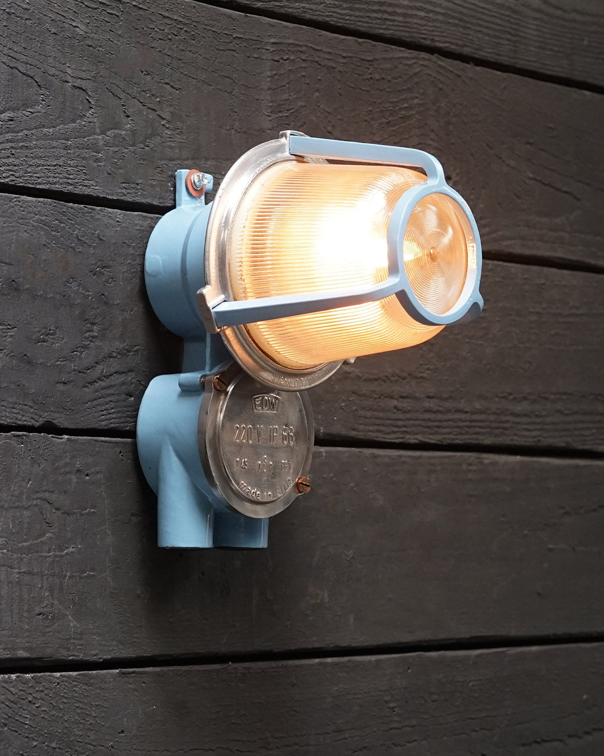 GDR Aluminium Ships Bulkhead Light EOW - Tradewind Blue Trinity Marine