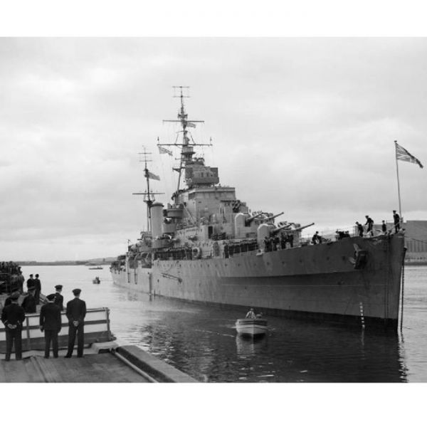 Royal Navy Boat Badge - HMS Phoebe 1940 Cruiser Trinity Marine