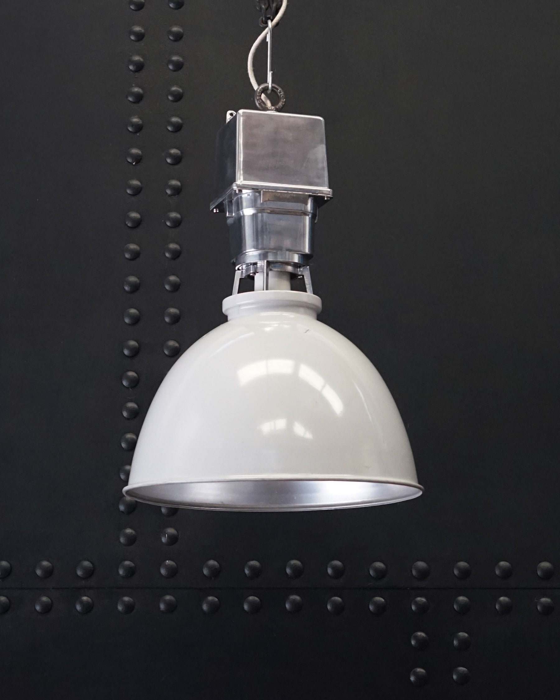Industrial Thorlux Enamel Pendant Factory Lights Trinity Marine