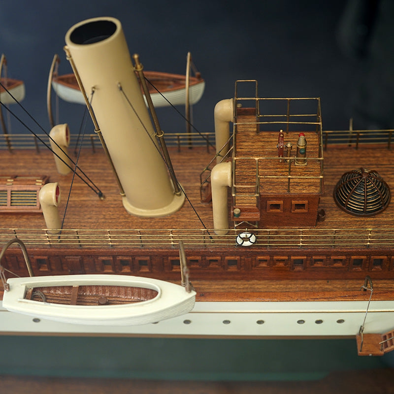 Large Exhibition Grade Model of Liptons Steam Yacht ‘Erin’ Trinity Marine