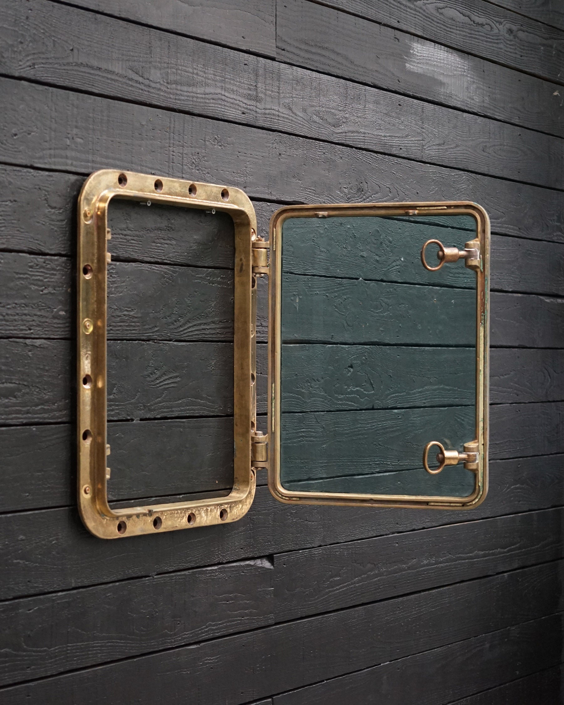 Opening Inside Key Brass Ships Windows - 70 x 50 Trinity Marine