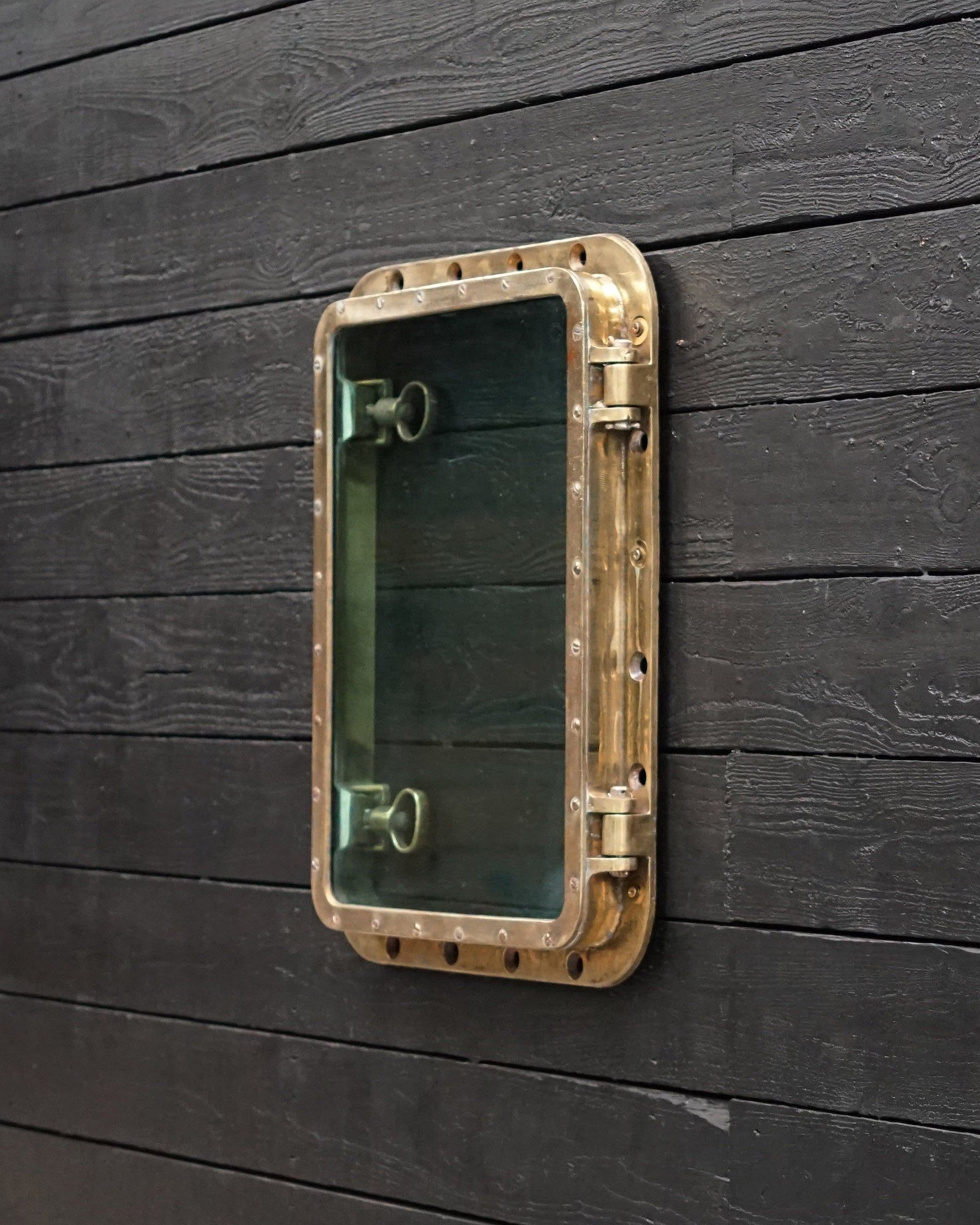 Opening Inside Key Brass Ships Windows - 70 x 50 Trinity Marine