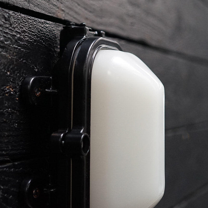 Prismatic Oval Bulkhead Light – Cannon Black Trinity Marine