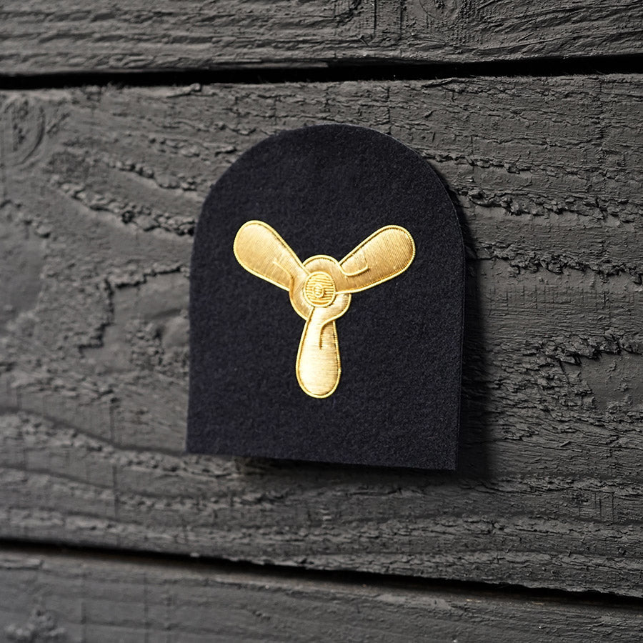 Royal Navy Uniform Badge – Engineer / Stoker Badge Trinity Marine