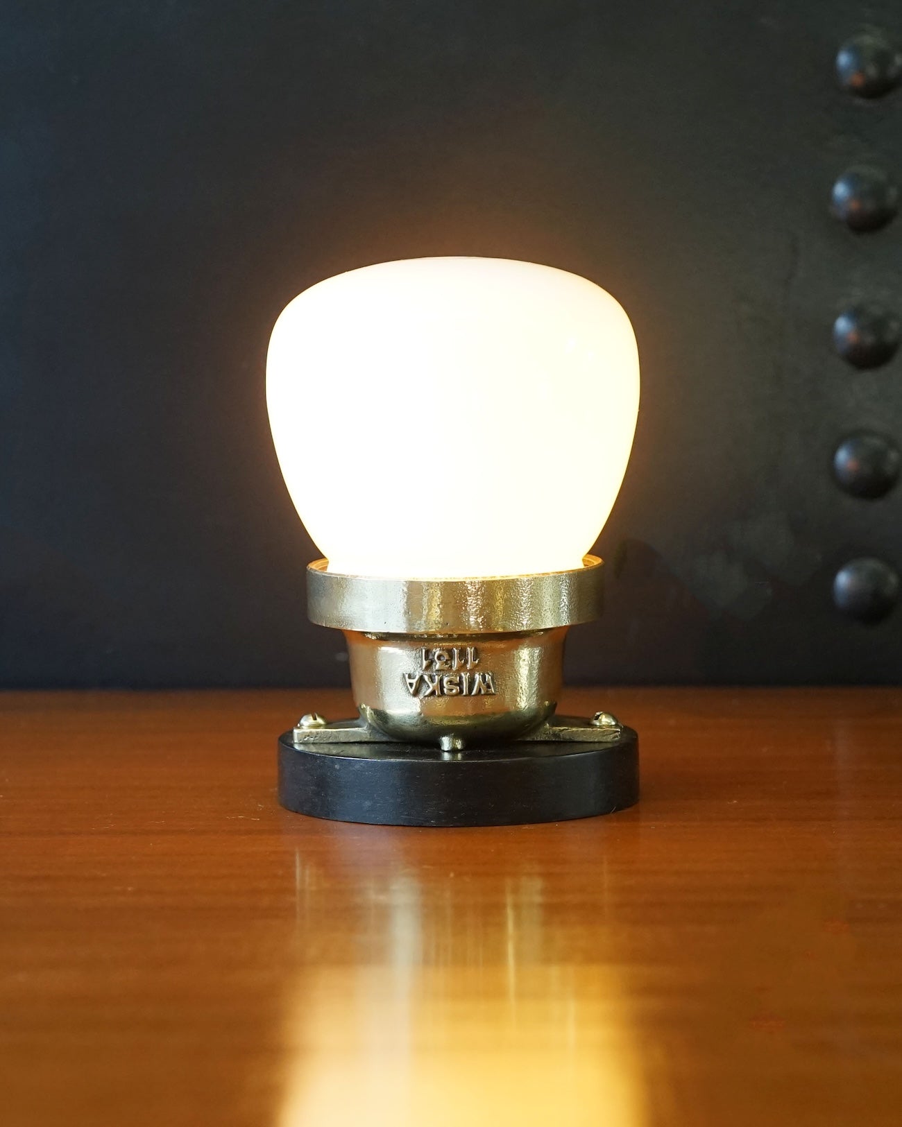 Deutsche Marine Table Light - Opaque Glass Trinity Marine