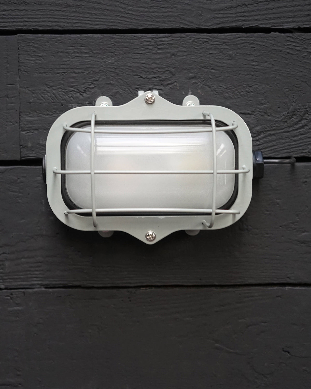 Seafarer Oval Aluminium Caged Bulkhead Light