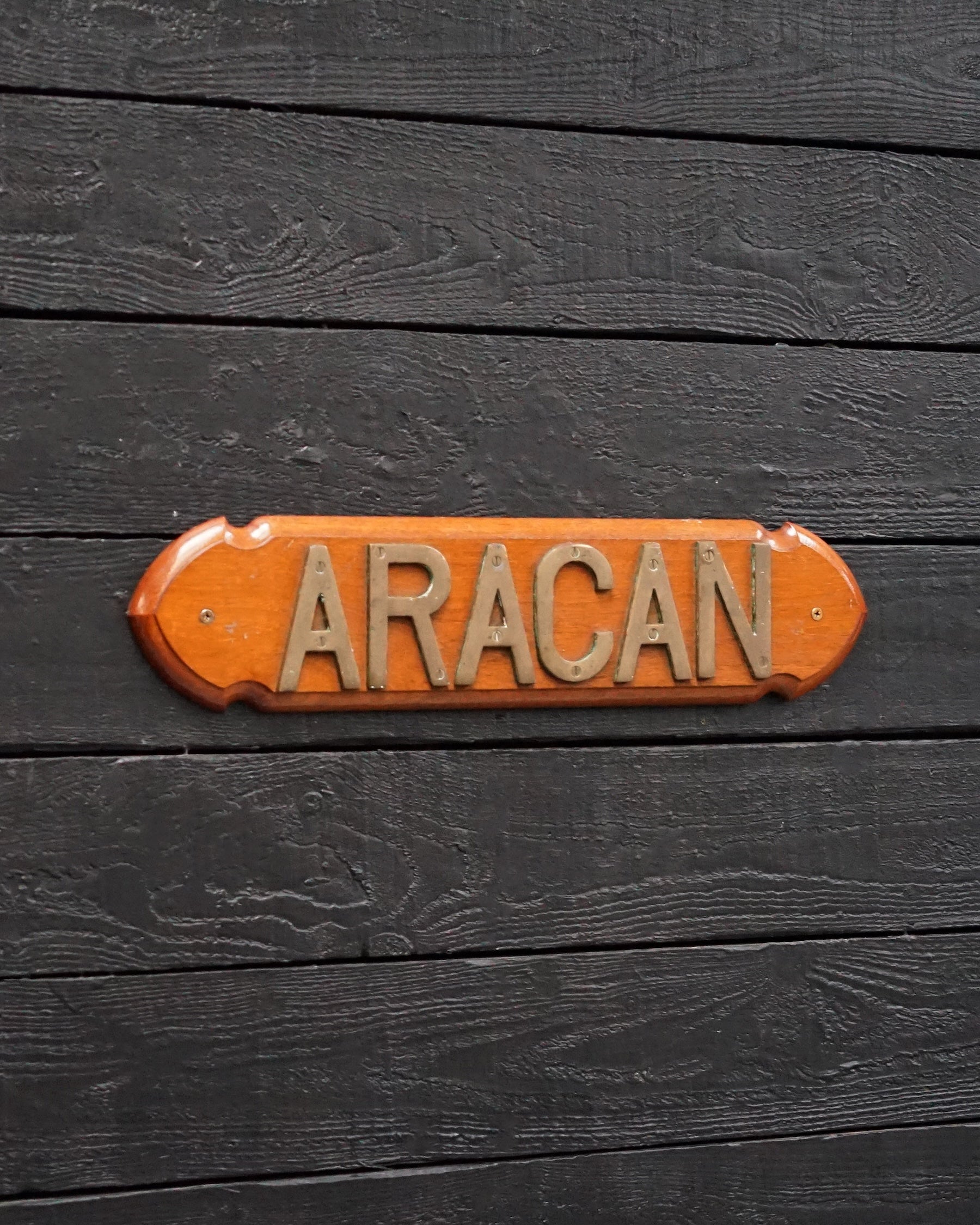 Ships Nameboard ‘Aracan’ Trinity Marine