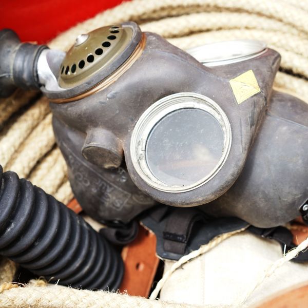 Cased Siebe Gorman Antipoy's Breathing Apparatus - 1956 Trinity Marine
