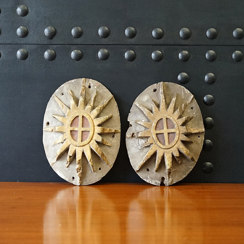 Extremely Rare Pair of Stern Carvings from Amity - 1827 Trinity Marine