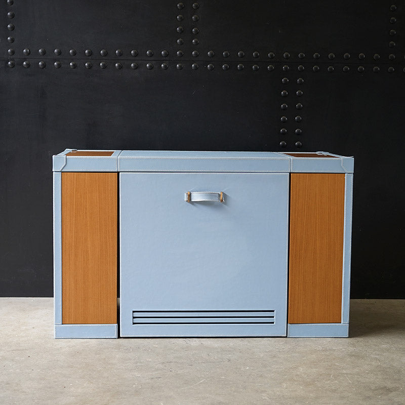 Contemporary Luxury Superyacht Desk – Blue Trinity Marine