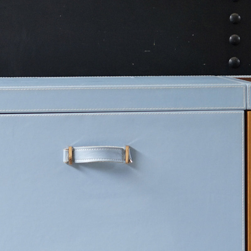 Contemporary Luxury Superyacht Desk – Blue Trinity Marine