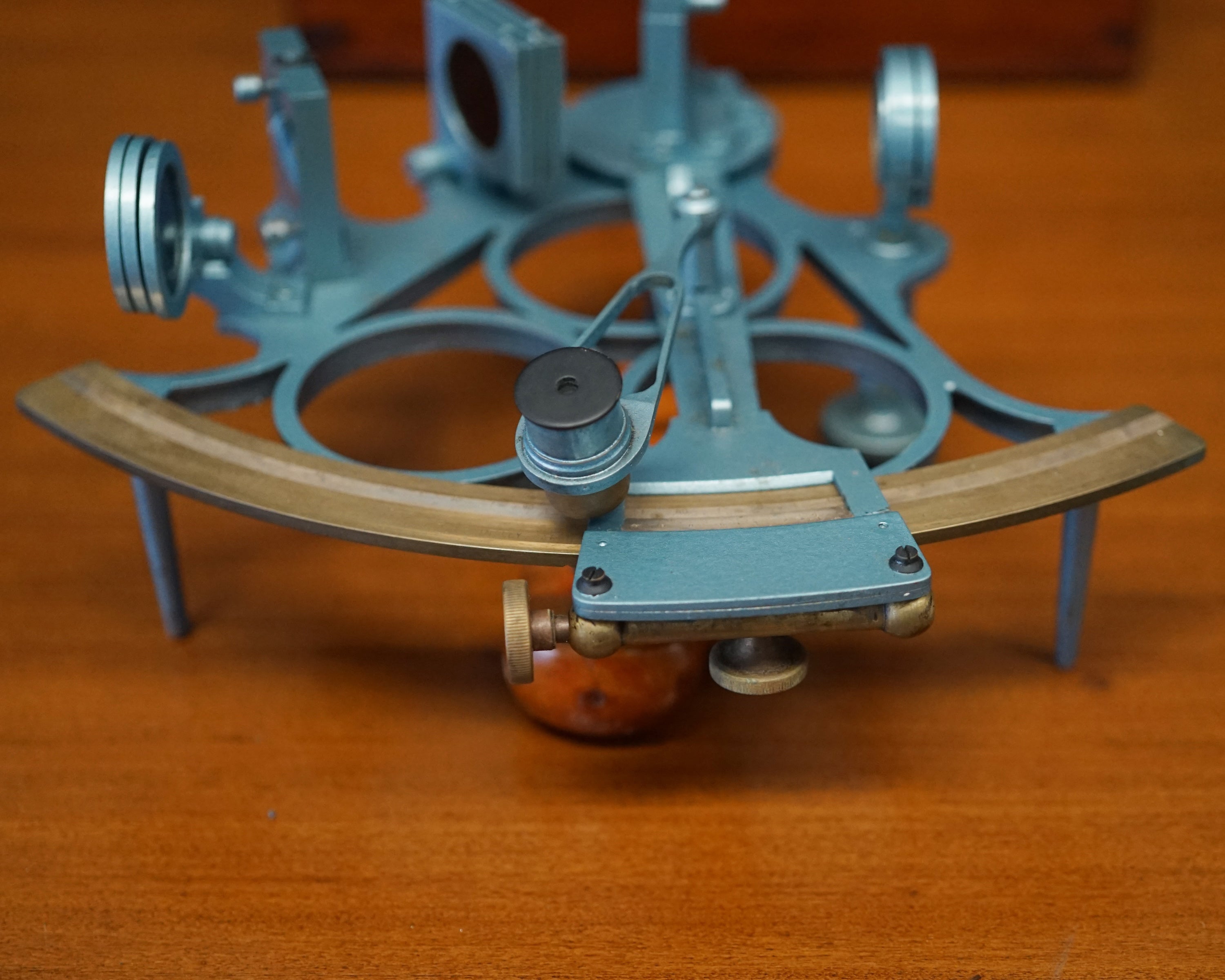 T. L. Ainsley, Cardiff Bell Pattern Marine Sextant Trinity Marine