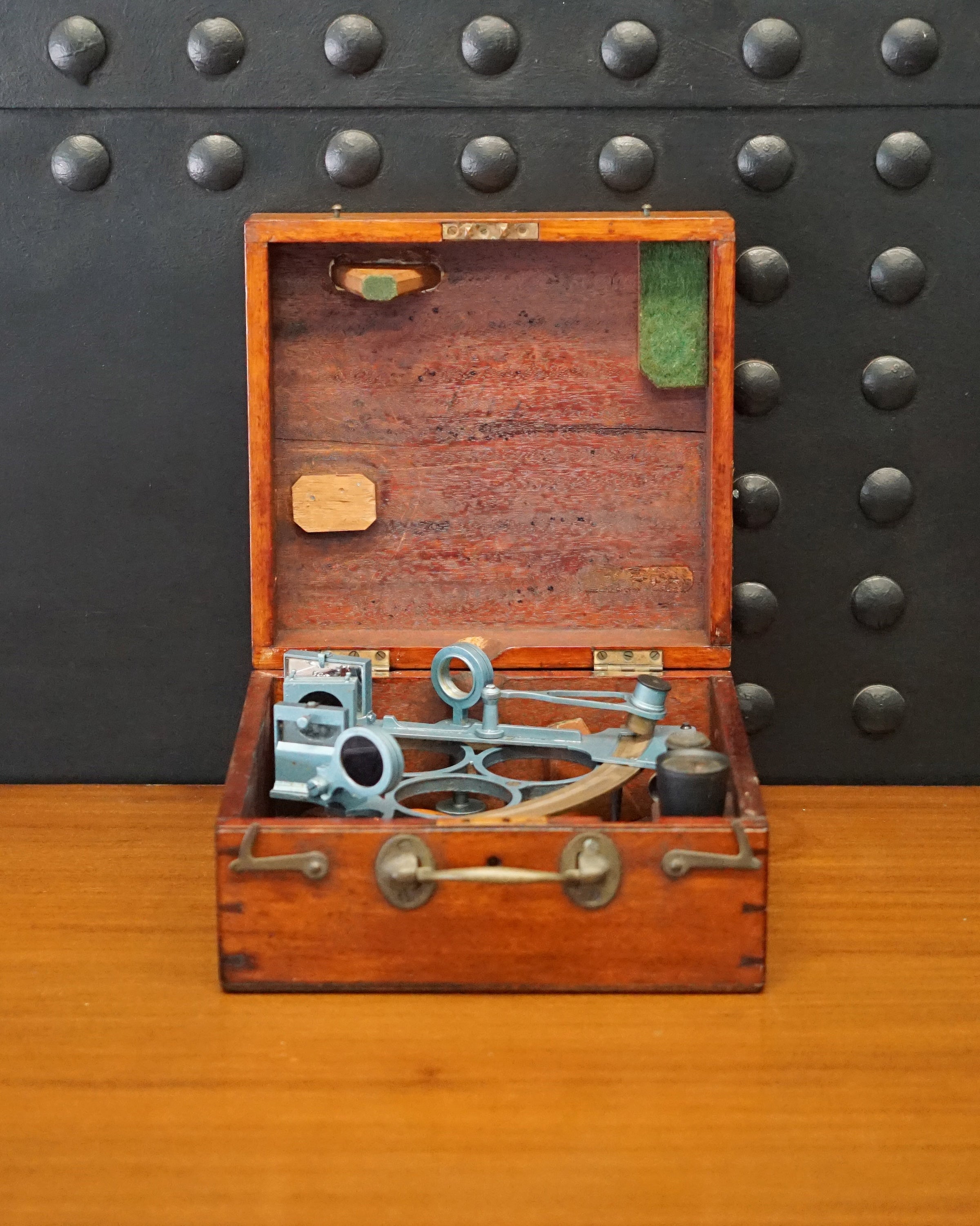 T. L. Ainsley, Cardiff Bell Pattern Marine Sextant Trinity Marine