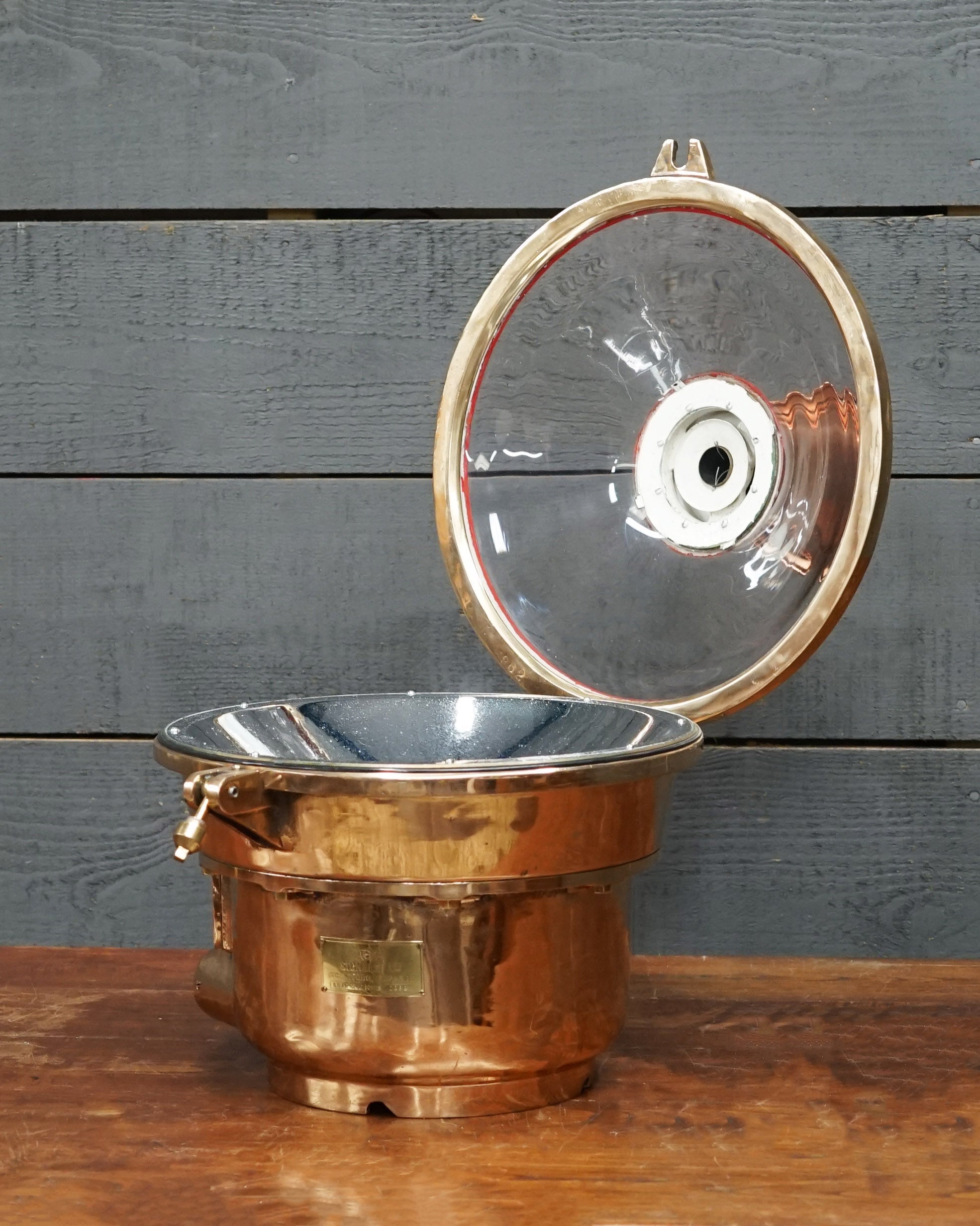 AGA Aerial Beacon – Air Ministry Pattern Trinity Marine
