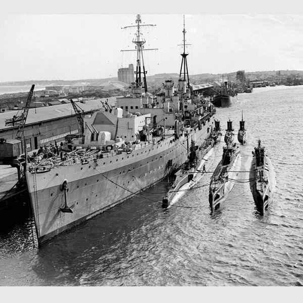 HMS Adamant Boat Badge - 1942 Trinity Marine
