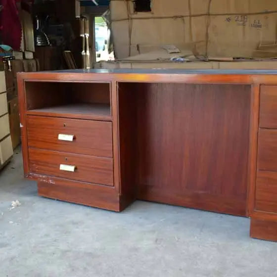 Service Desk/ Serving Station  Mv Augustus - No26 Trinity Marine
